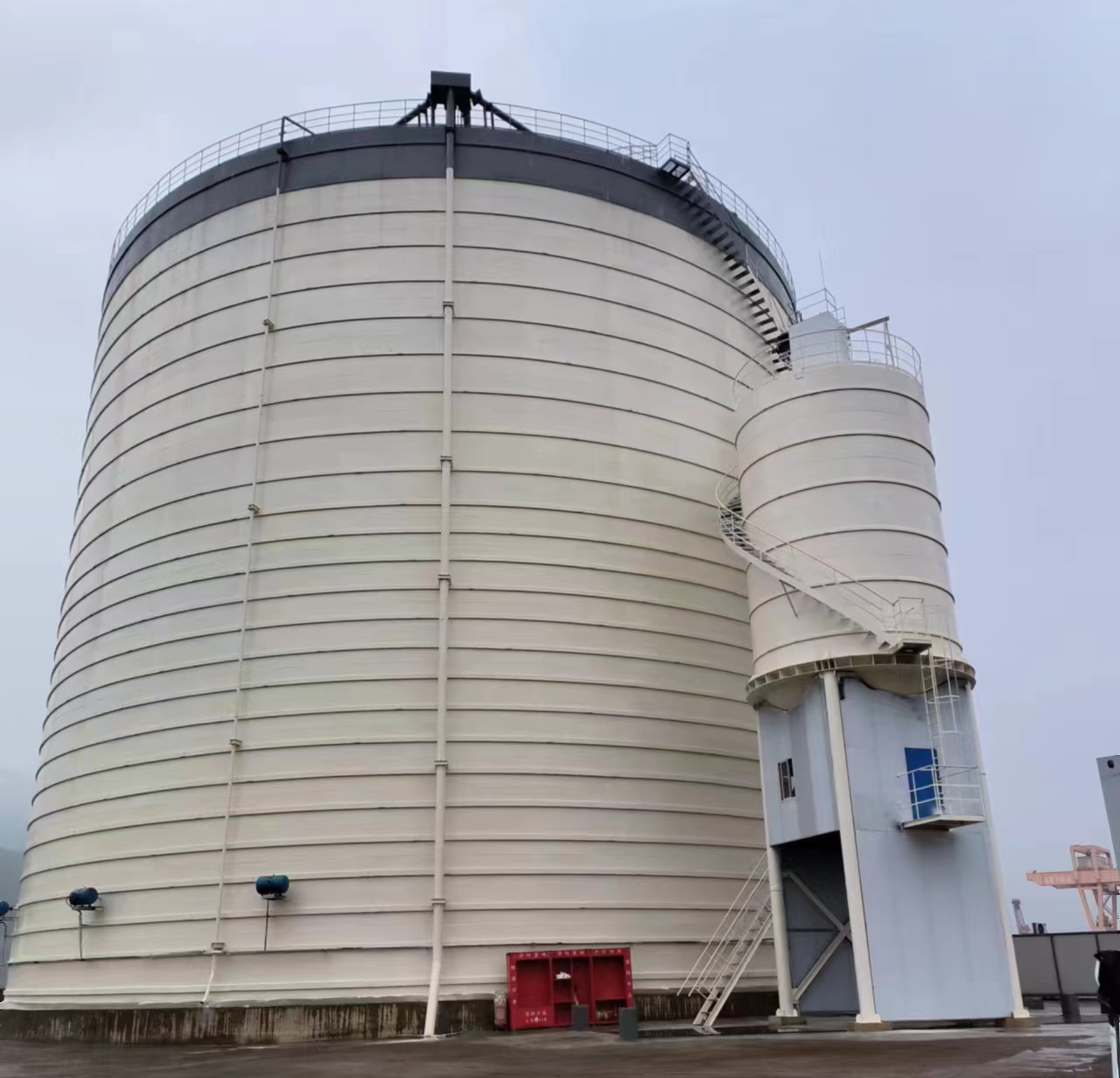 贵德10万吨水泥钢板库